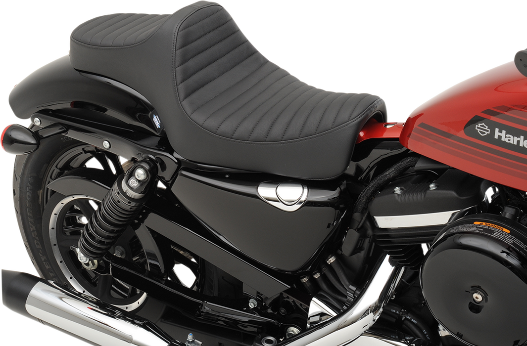 Predator III Seat - Classic Stitch - XL '04-'22