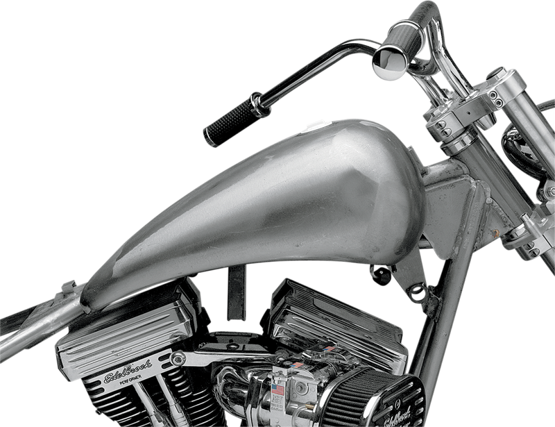 Extended Gas Tank with Screw-In Cap - Softail
