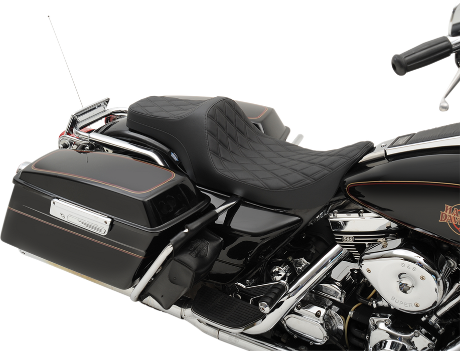Predator III Seat - Double Diamond - Black Stitched - FLHR/FLHX '99-'07
