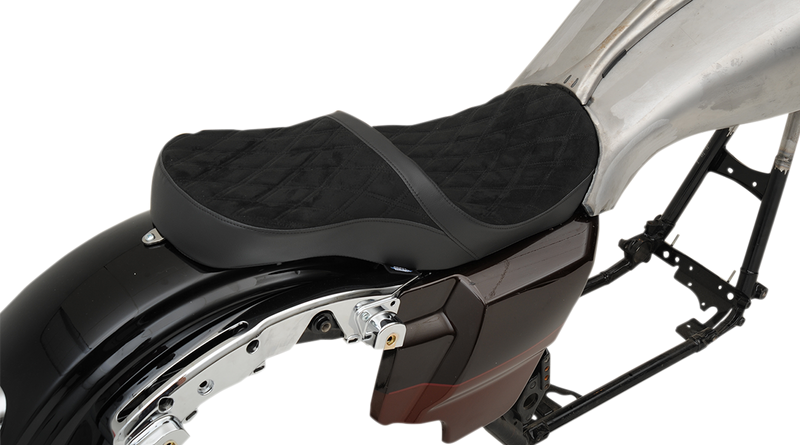 Low Touring Seat - Diamond - Ness Winged Tanks - FL '08-'23