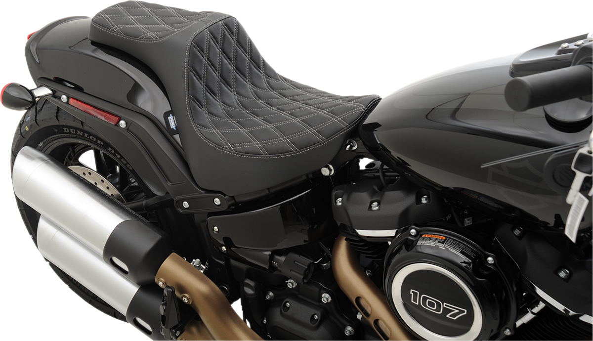 Predator III Seat - Double Diamond - Silver Stitched - FXFB/S '18-'23