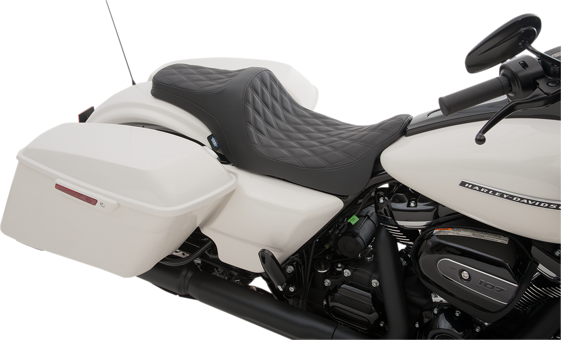 Predator III Seat - Double Diamond - Black Stitiched - FL '08-'23