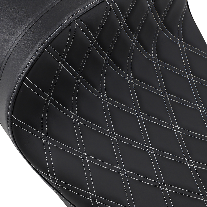 Forward Low Solo Seat - Diamond - Silver Stitched - FL '08-'23