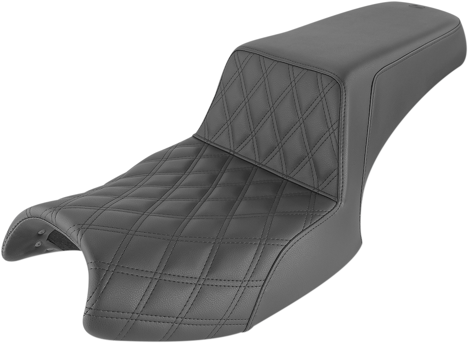 Step-Up Seat - Front Lattice Stitch/Rear Smooth - Black - Challenger