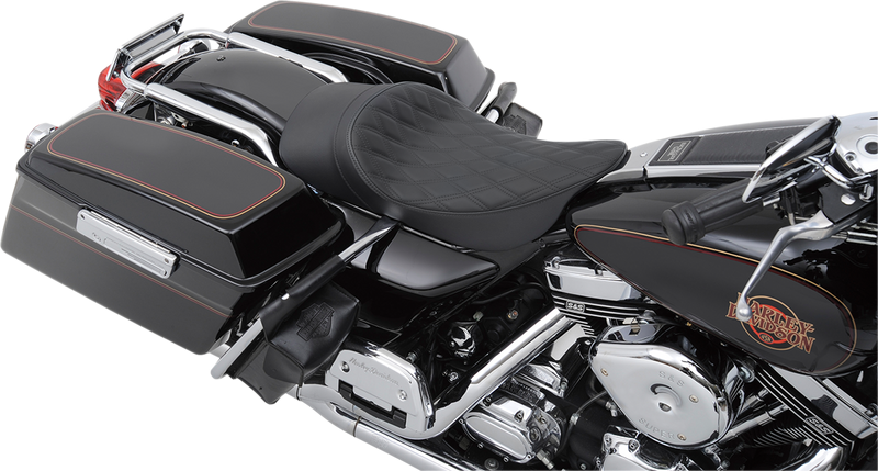 Low Profile Solo Seat - Forward - Double Diamond - FL '99-'07