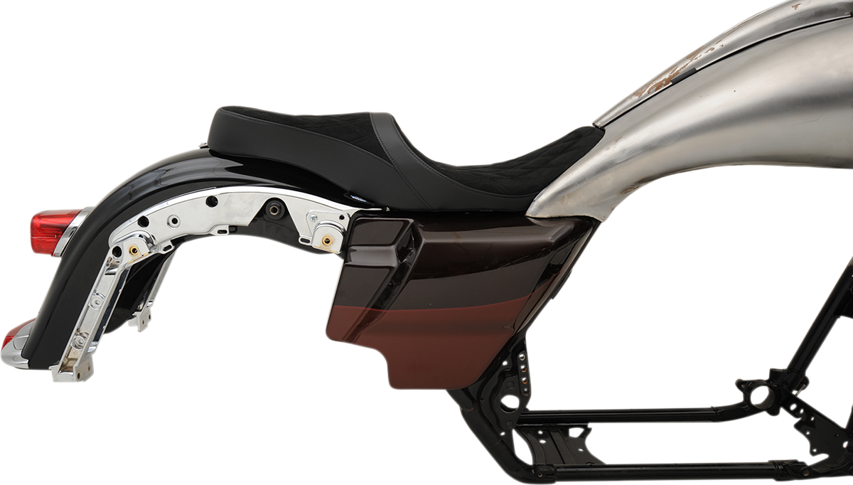Low Touring Seat - Diamond - Razorback Tanks - FL '10-'23