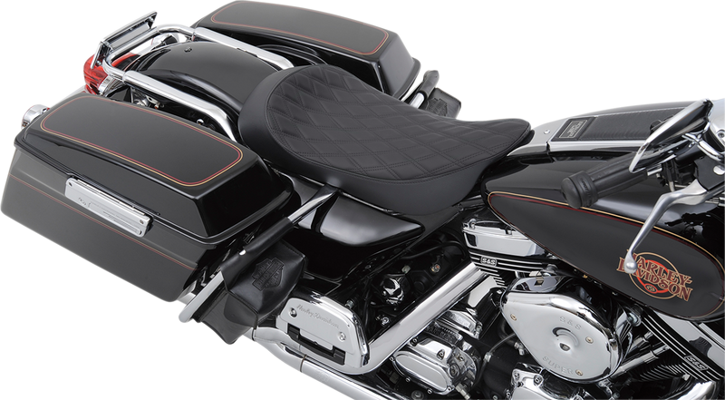 Low Solo Seat - Double Diamond - FLHR/FLHX '99-'07