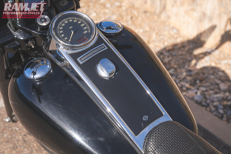 2011 HARLEY-DAVIDSON FLHP POLICE ROADKING