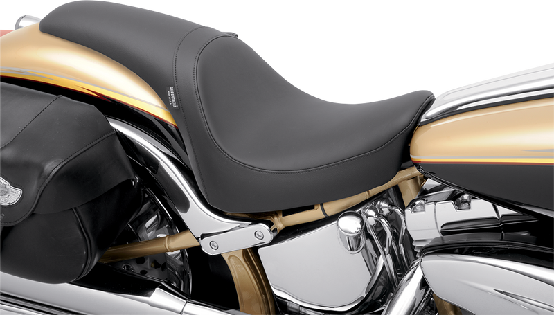 Predator Seat - Smooth - FXSTD '00-'07