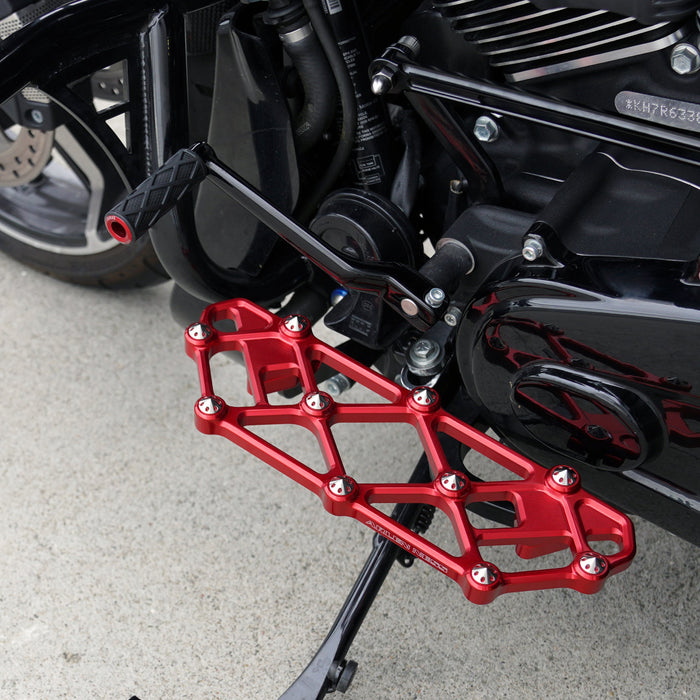 Diamond Shift Pegs, Red