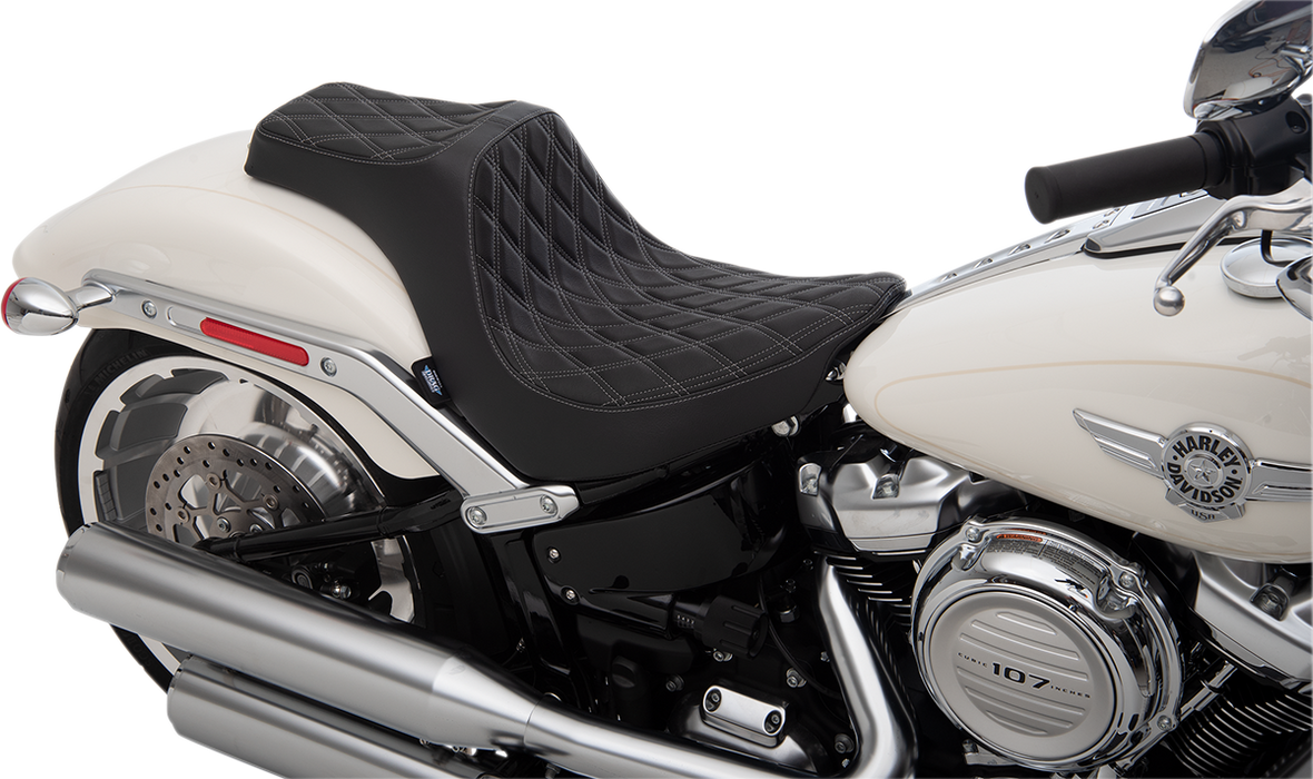 Predator III Seat - Double Diamond - Silver Stitching - FLFB/S '18-'25