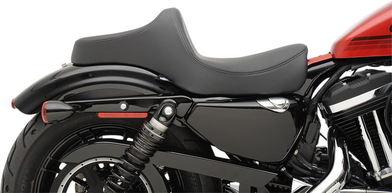 Predator III Seat - Smooth - XL '04-'22