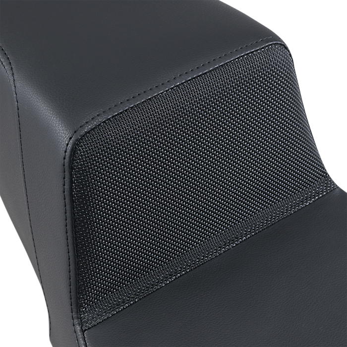 Step-Up Seat - Gripper - Black - FLHR/FLHX