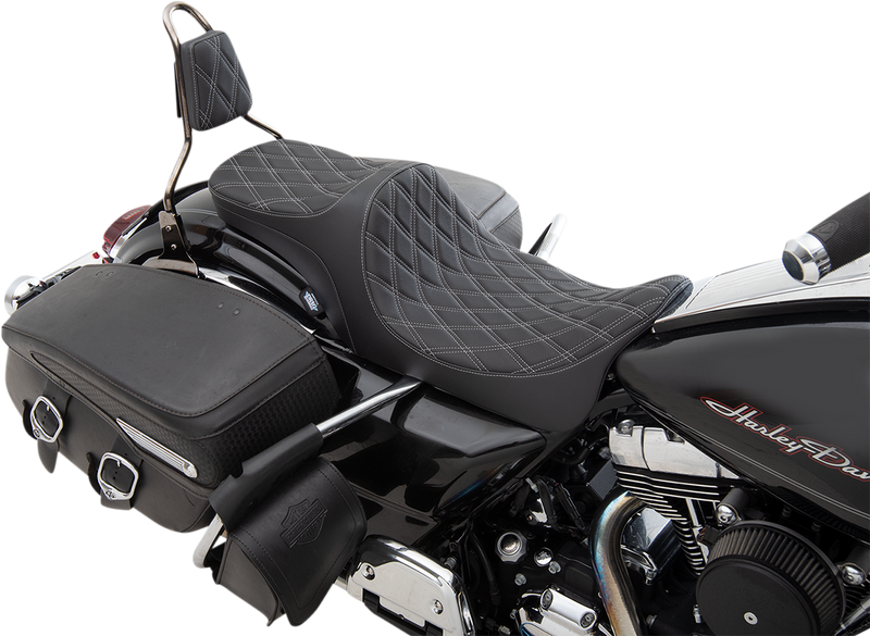 Predator III 2-Up Seat - Double Diamond - Silver Thread - FL '08-'23