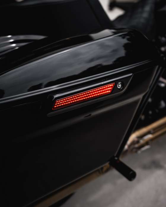 Latch Light - Saddlebag - Smoke - Black