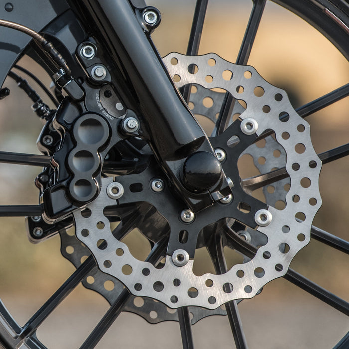 6-Piston Differential Bore Brake Calipers, 11.8" Black