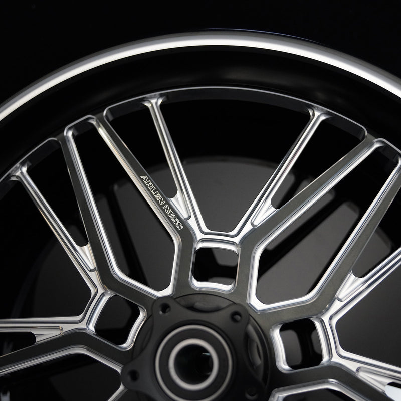 Split Spoke Forged Wheels, Contrast
