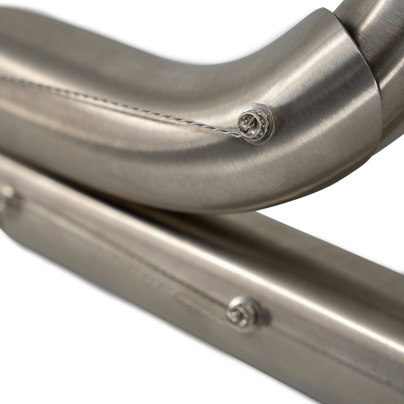 Assault: 2 Into 1 Harley-Davidson FXR Exhaust - Wire-Tied Heat Shields