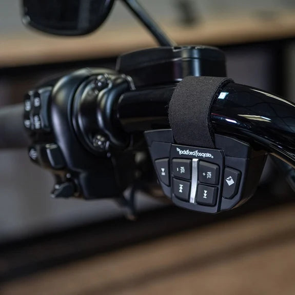 ROCKFORD FOSGATE UNIVERSAL BLUETOOTH REMOTE