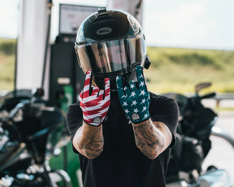 Thrashin Supply Stealth Stars & Bolts Gloves