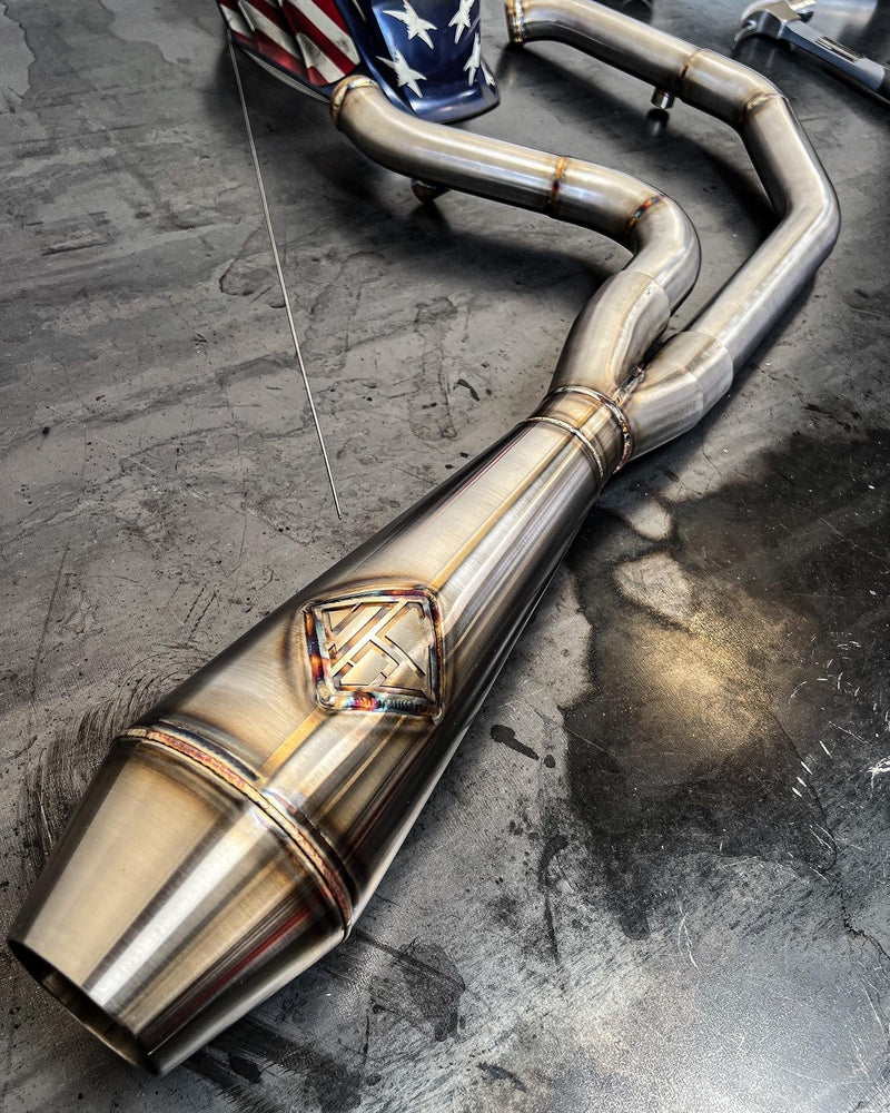 SP CONCEPTS M8 SOFTAIL EXHAUST- BIG BORE 4.5