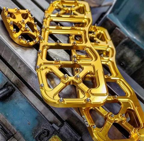 FLO V5 MX BAGGER FLOORBOARDS
