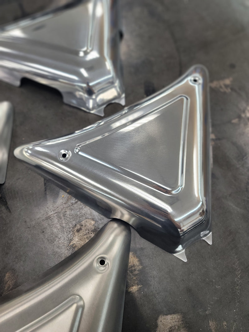 CHOPPER GUYS FXR ALUMINUM SIDE COVERS