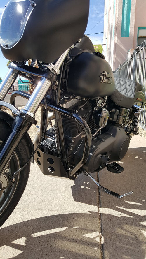 FXR DIVISION NARROW CRASH BAR - DYNA
