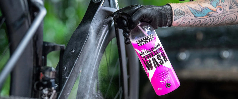 HIGH PERFORMANCE WATERLESS WASH