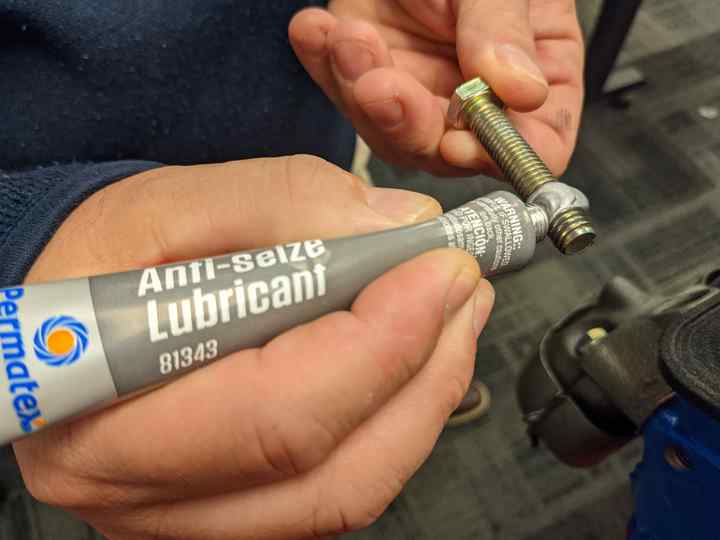 ANTI SIEZE LUBRICANT