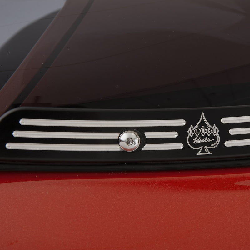 WINDSHIELD TRIM FOR H-D 15-20 ROAD GLIDE